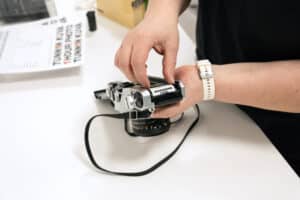 Filmin kehitys Tunnin Kuvalla.