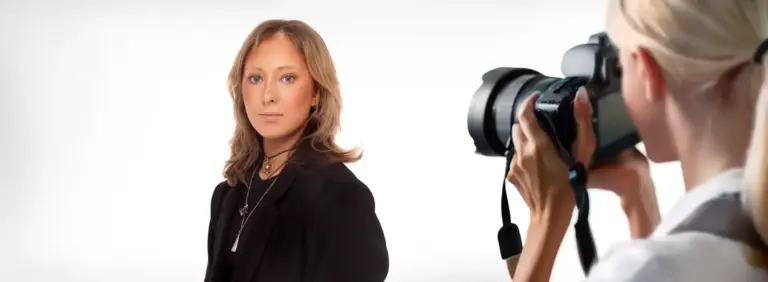 Henkilökuvaus, yrityskuvaus ja CV-kuvaus Tunnin Kuvasta